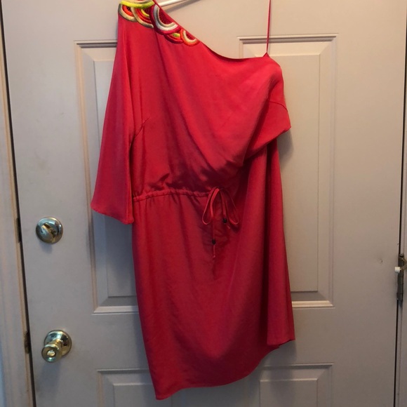 Trina Turk Dresses & Skirts - ‼️NEW‼️ Trina Turk One shoulder Dress